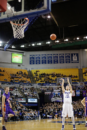 Indiana State Sycamores Men's  Basketball Host Evansville Purple Aces