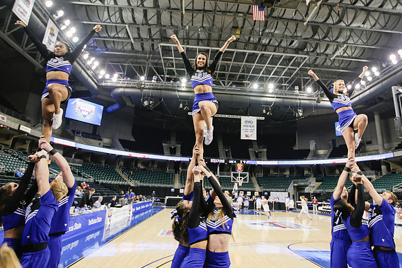 Indiana State Sycamores vs Loyola Ramblers