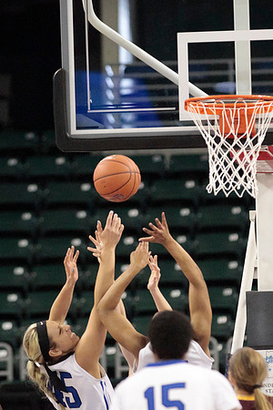 Indiana State Sycamores vs Loyola Ramblers