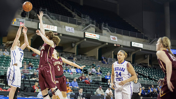 Indiana State Sycamores vs Loyola Ramblers