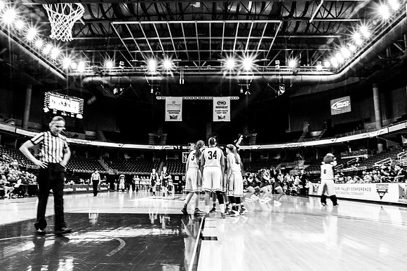 Indiana State Sycamores vs Drake Bulldogs MVC SemiFinal