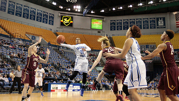 Indiana State Sycamores vs Loyola Ramblers