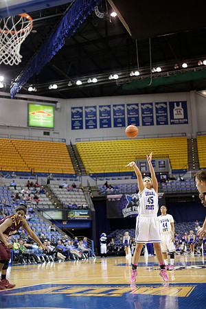 Indiana State Sycamores vs Loyola Ramblers