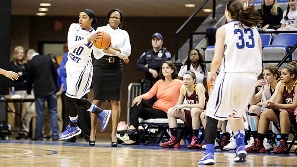 Indiana State Sycamores vs Loyola Ramblers