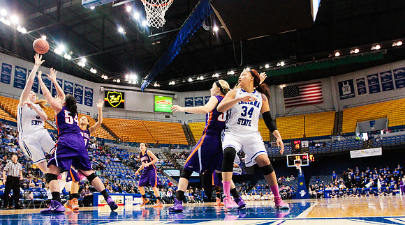 Indiana State Sycamores Women's  Basketball Host Evansville Purple Aces