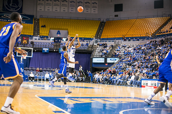 Indiana State University Sycamores vs Missouri-Kansas City Kangaroos