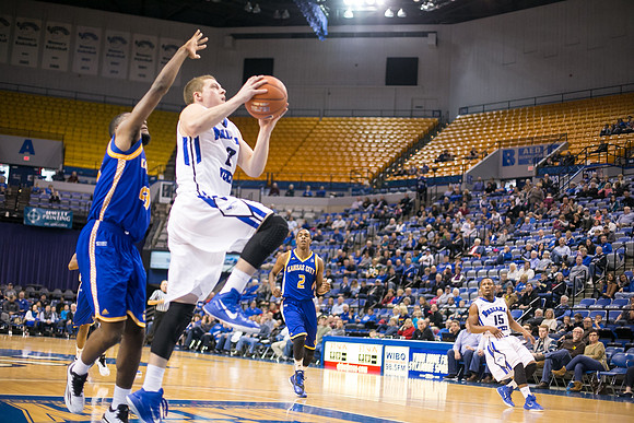 Indiana State University Sycamores vs Missouri-Kansas City Kangaroos