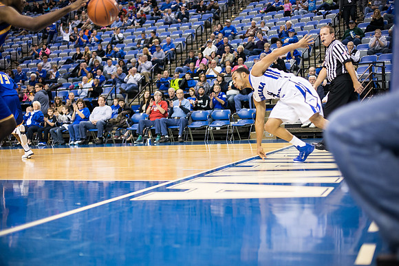 Indiana State University Sycamores vs Missouri-Kansas City Kangaroos