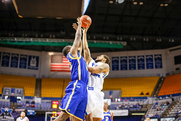 Indiana State University Sycamores vs Missouri-Kansas City Kangaroos