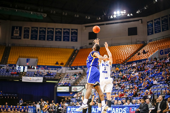 Indiana State University Sycamores vs Missouri-Kansas City Kangaroos