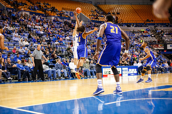 Indiana State University Sycamores vs Missouri-Kansas City Kangaroos
