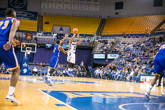 Indiana State University Sycamores vs Missouri-Kansas City Kangaroos