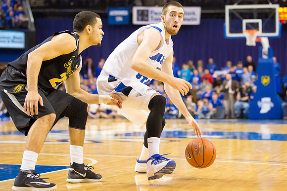 Indiana State Sycamores vs Wichita State Shockers