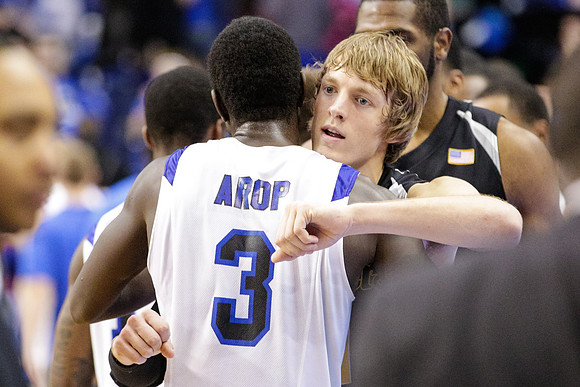 Indiana State Sycamores vs Wichita State Shockers