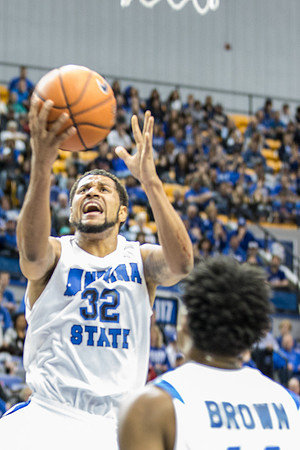 Indiana State Sycamores vs Wichita State Shockers