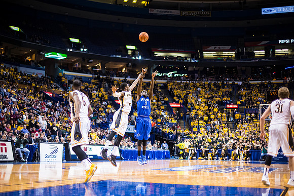 Indiana State Sycamores vs Wichita State Shockers