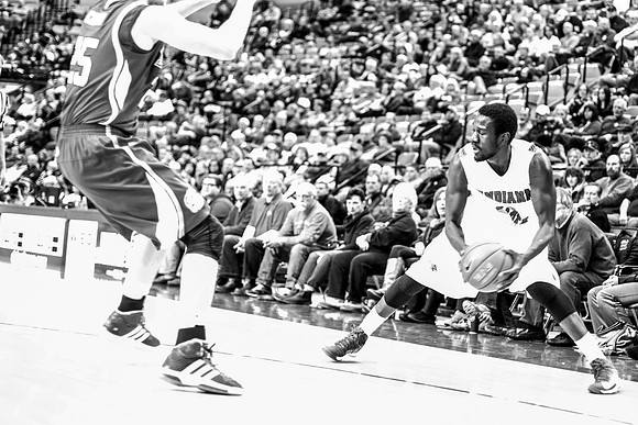 Indiana State Sycamores Men's Basketball Host Drake Bulldogs.
