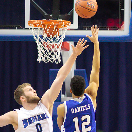 Indiana State Sycamores Men's Basketball Host Drake Bulldogs.