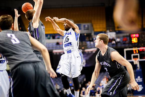 Indiana State University vs UIndy