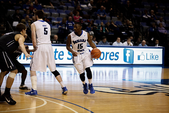 Indiana State University vs UIndy